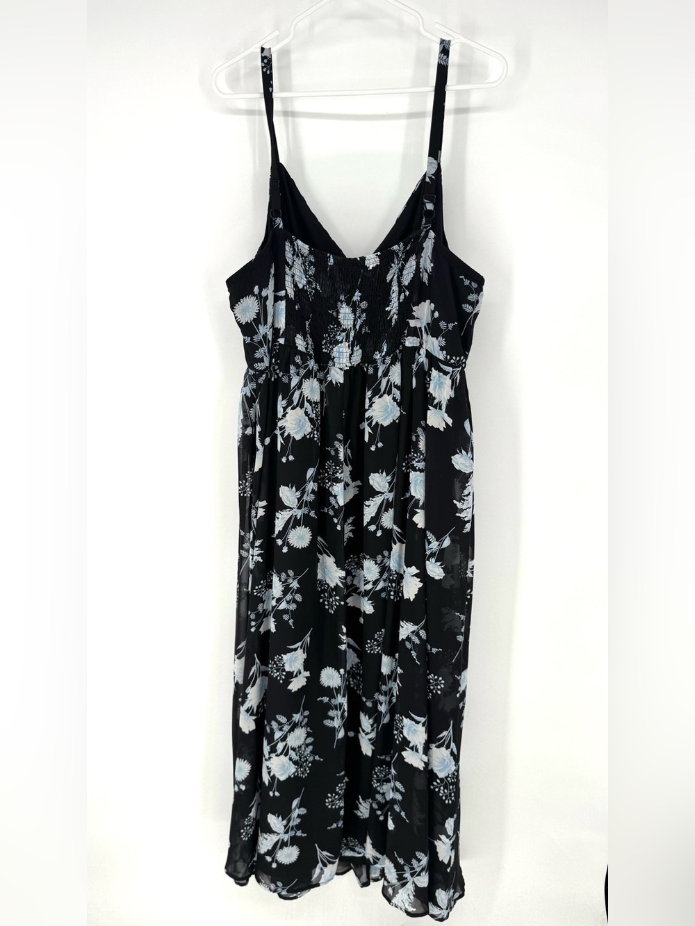 torrid smocks back whimsy Black Maxi Dress with White Floral Print - Picture 3 of 7